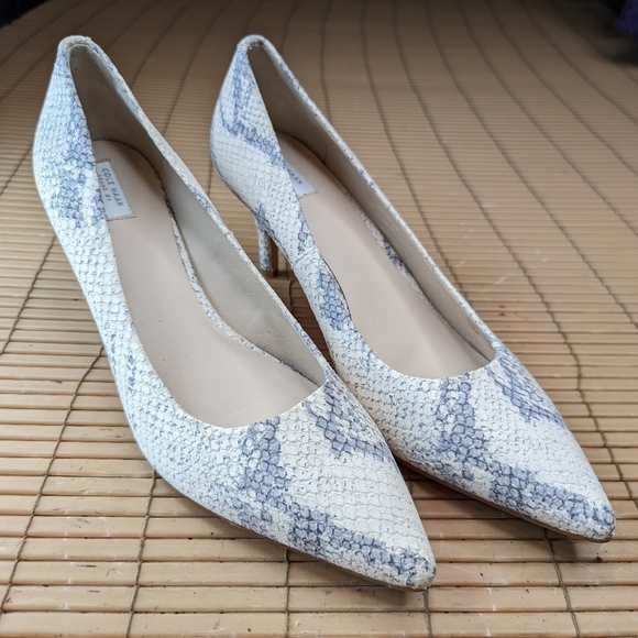 Cole Haan Womens Vesta Leather Snake Print Pointed Toe 3" Heels Shoes . Sz 9.5B. - Picture 2 of 11